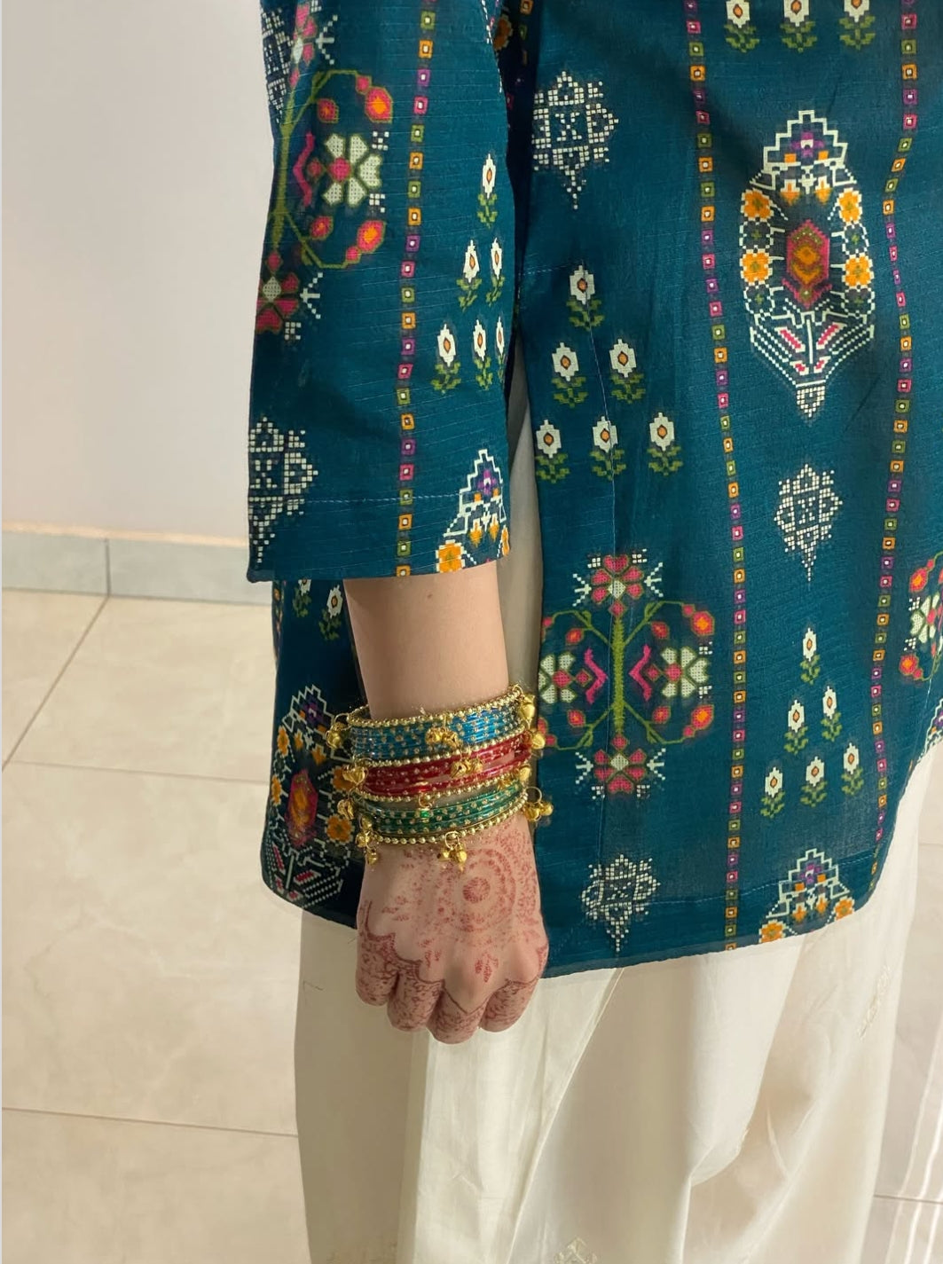 β¨π Effortless Elegance with a Desi Touch πβ¨D:2061